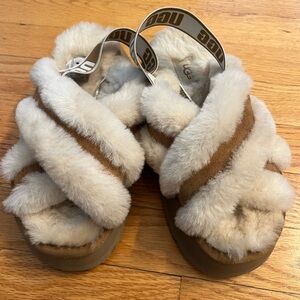 UGG Women's Disco Cross Slide slides in a cream and tan